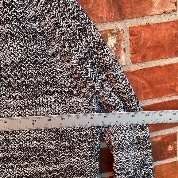 J. Jill Womens Large Gray Black Chunky Crochet Knit Grandpa Cardigan Sweater - Picture 9 of 10